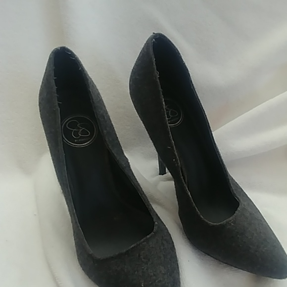 Jessica Simpson - Picture 2 of 2